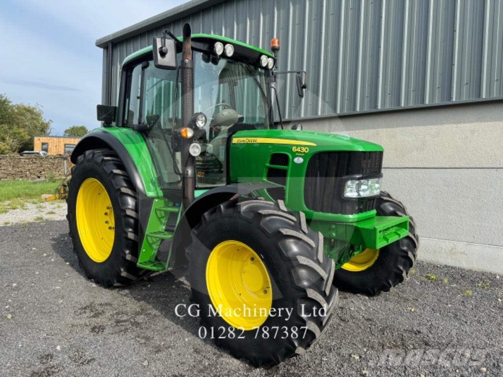 John Deere 6130 R Traktoren