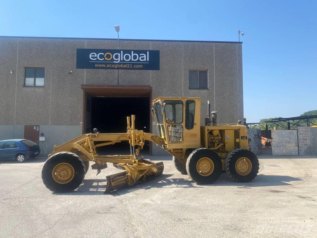 CAT 120 G Grader