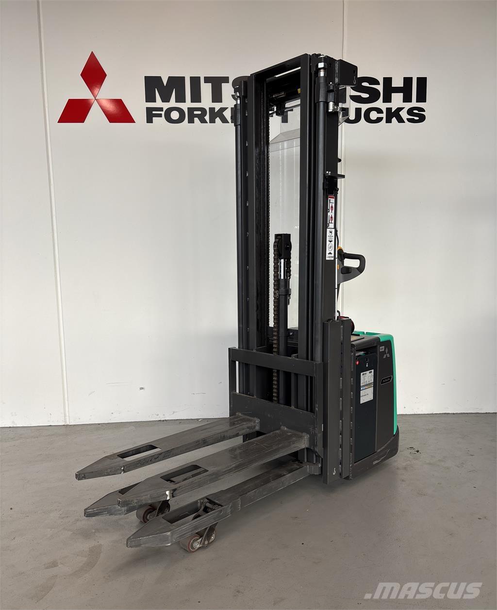 Mitsubishi SBV16PI Selbstfahrstapler