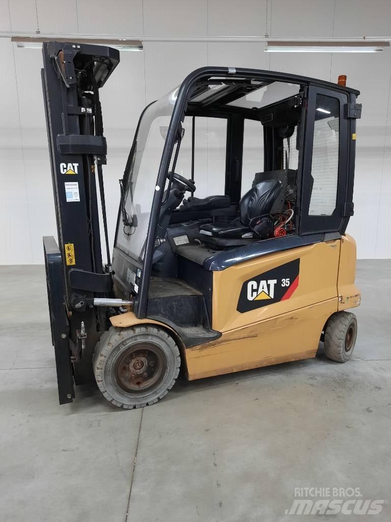 CAT EP35N Elektrostapler