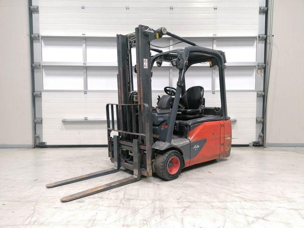 Linde E18L-02 Elektrostapler