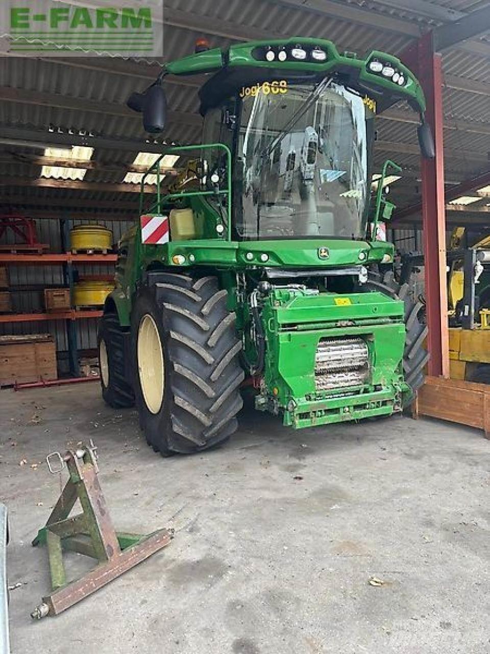 John Deere 8600 Selbstfahrende Häcksler