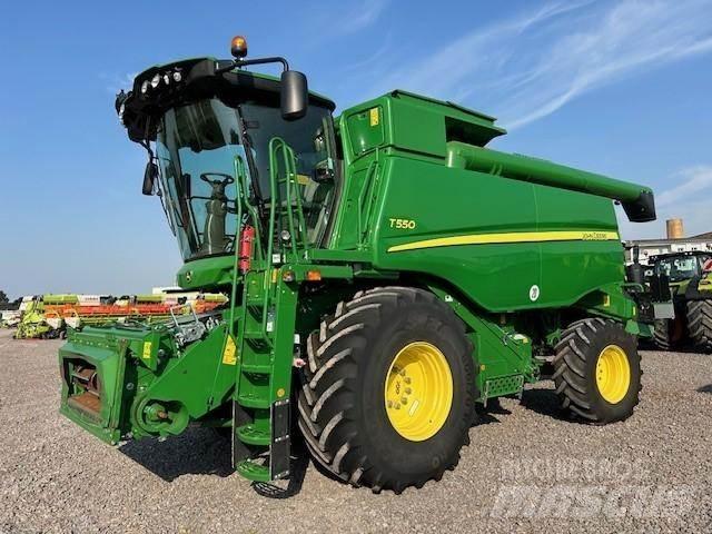 John Deere T 550 Mähdrescher