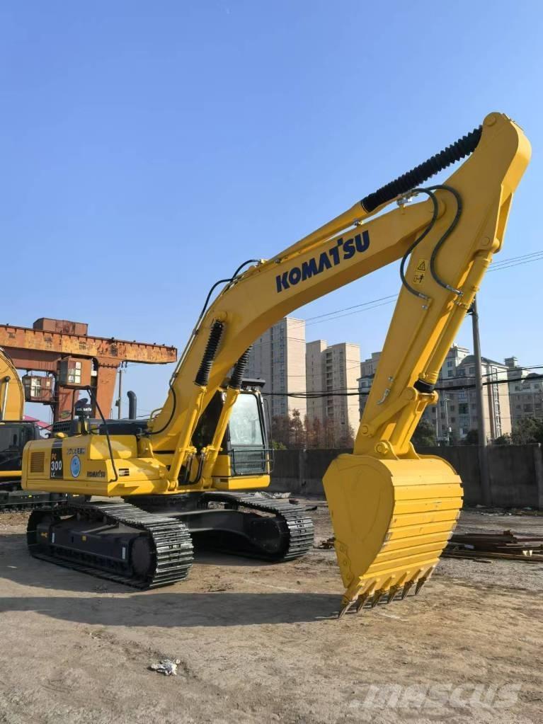 Komatsu PC 300-8 Raupenbagger