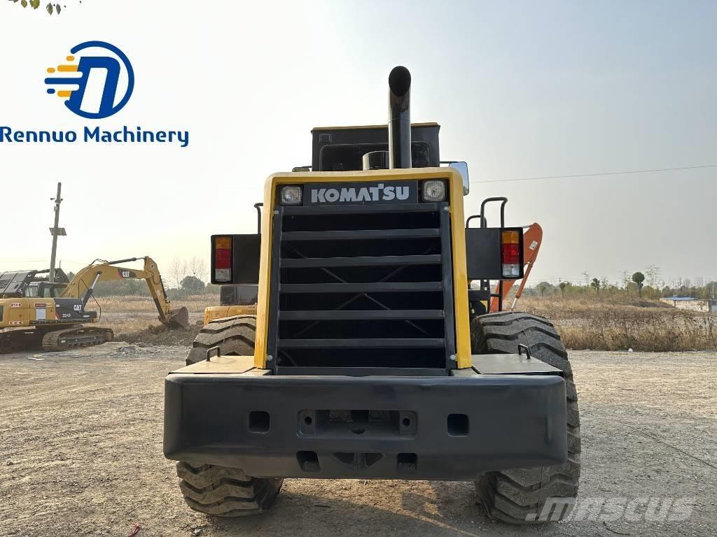 Komatsu WA380 Radlader