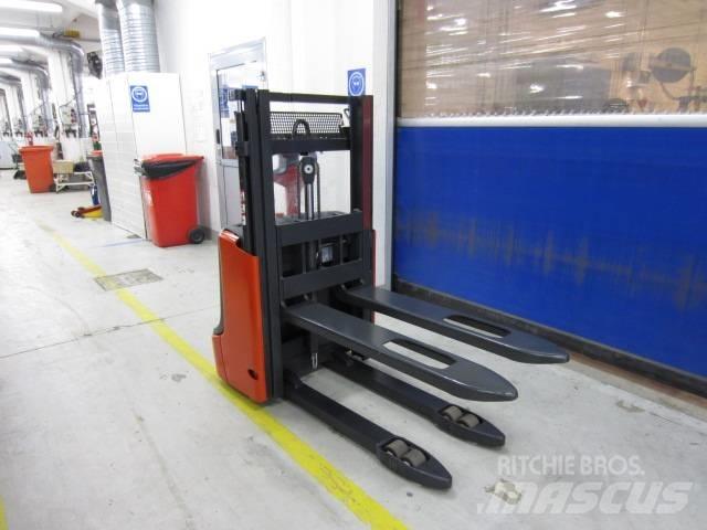 Linde L 10 Deichselstapler