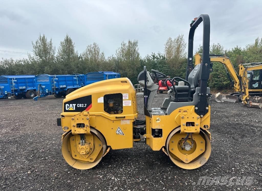 CAT CB 2.7 Tandemwalzen