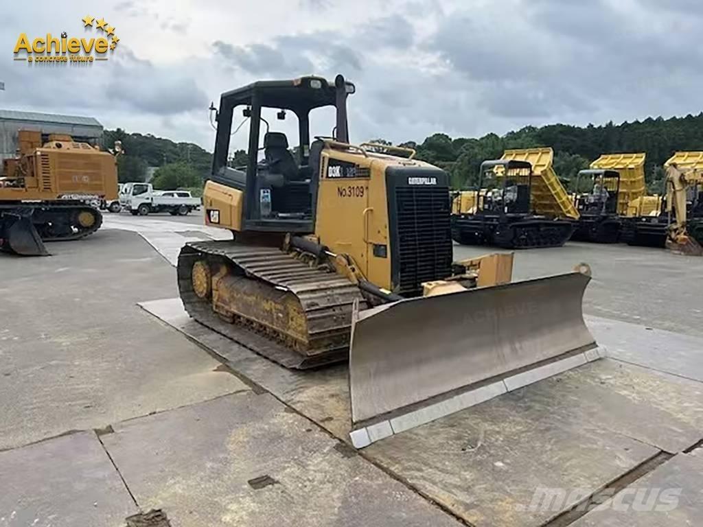 CAT D 3 K 2 Bulldozer