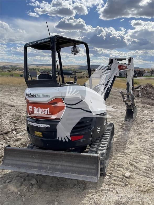 Bobcat E321 Andere Anhänger