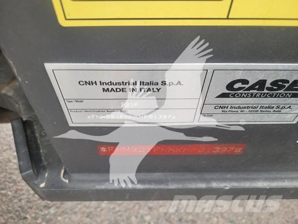 CASE 221F Radlader