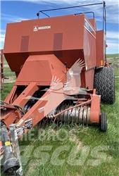 Hesston 4910 Quaderpressen