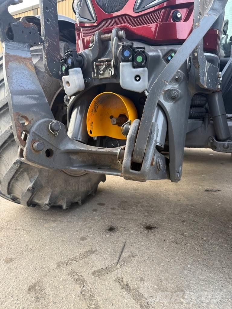 Valtra T234 Traktoren