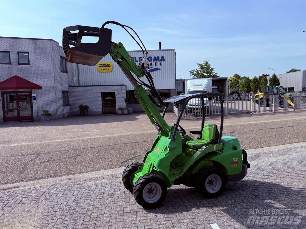 Avant 528 Radlader