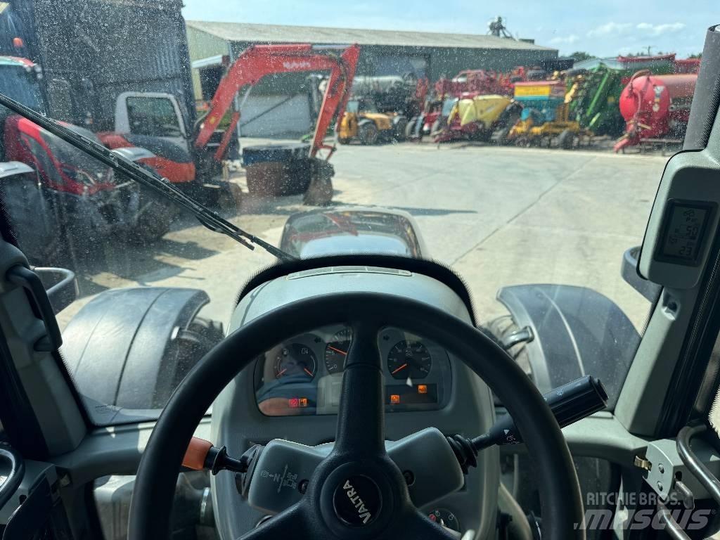Valtra T163 Direct Traktoren