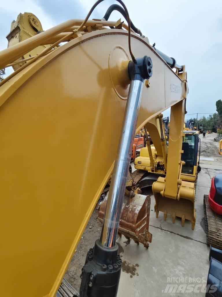 CAT 320 D Raupenbagger