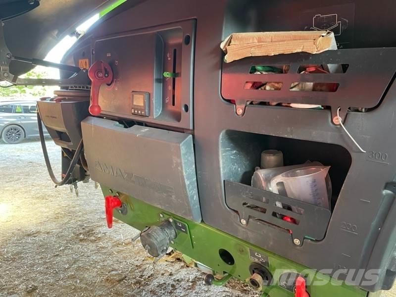 Amazone UX 4201 Anhängespritzen