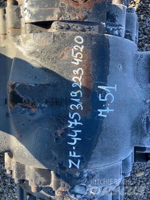 Hamm H13 i AXLES ZF Walzenzüge