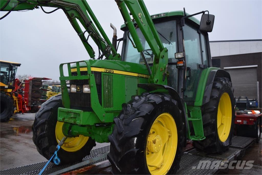 John Deere 6210 Traktoren