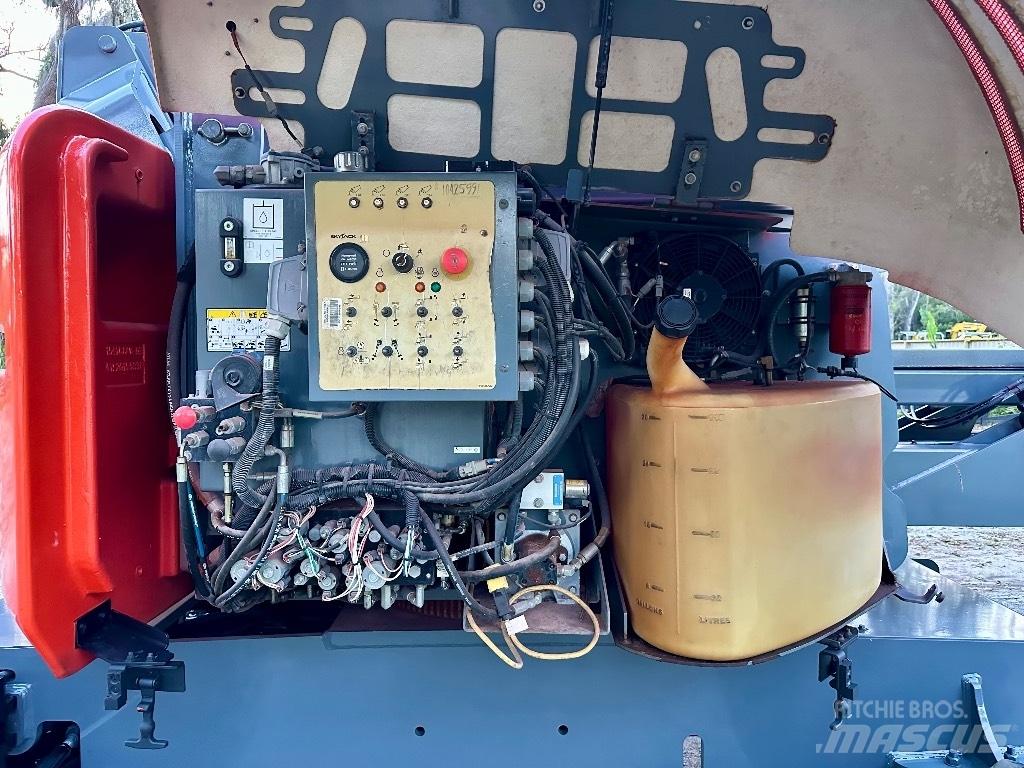 SkyJack SJ 63 AJ Gelenkteleskoparbeitsbühnen