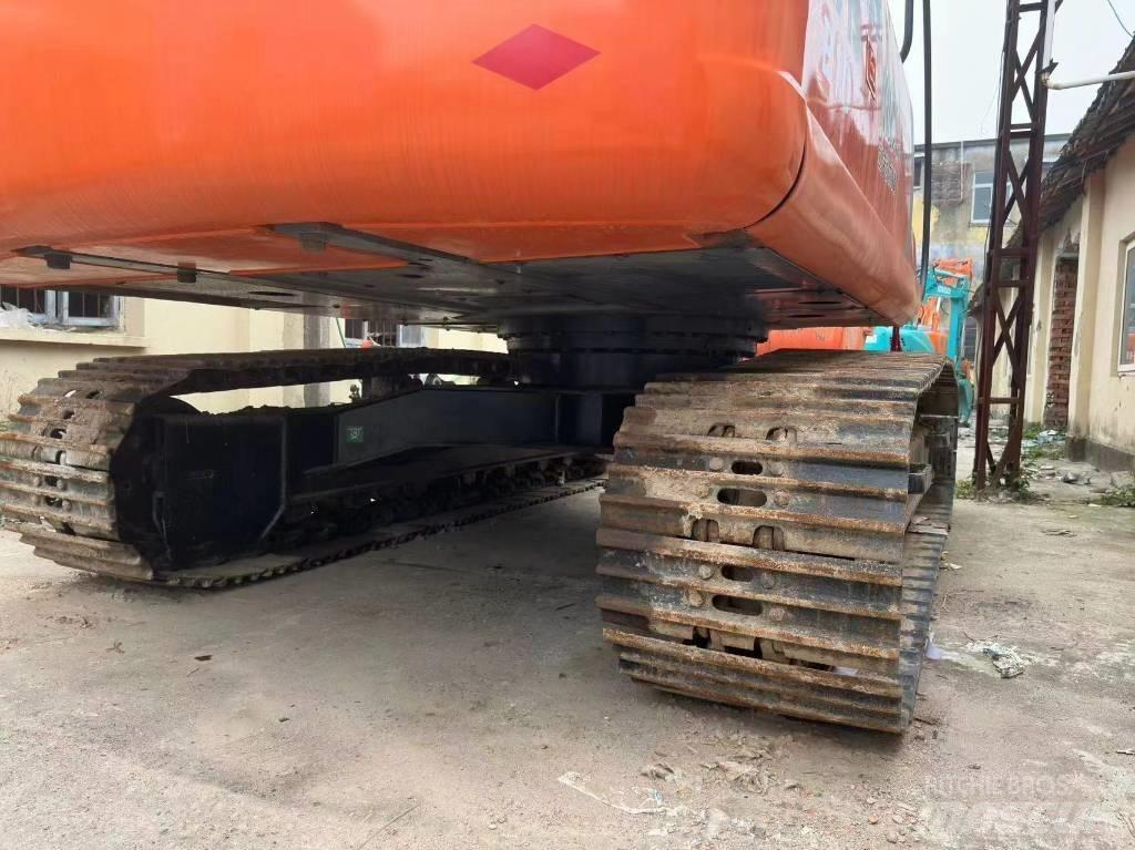 Hitachi ZX 210 Raupenbagger