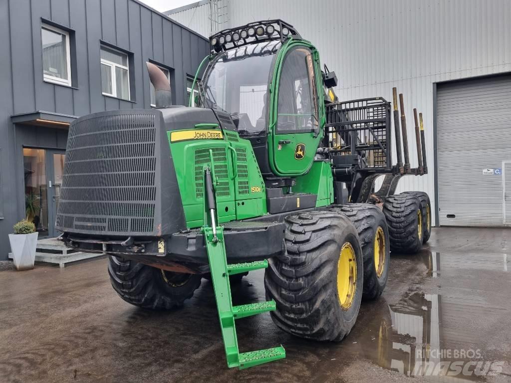 John Deere 1510 E Forwarder