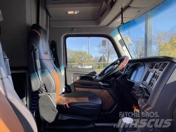 Kenworth T680 Sattelzugmaschinen