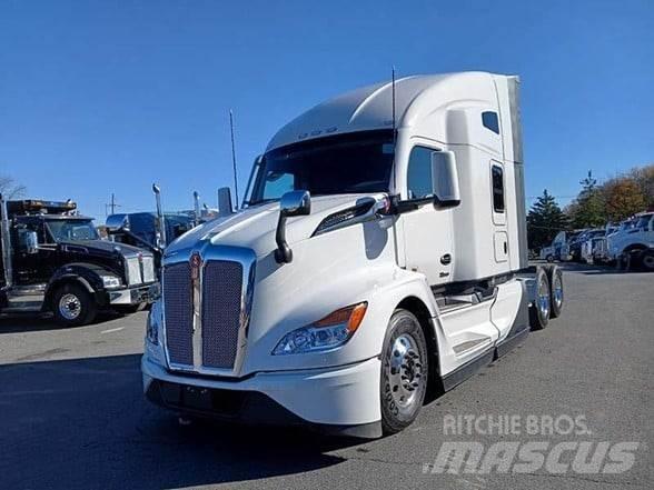 Kenworth T680 Sattelzugmaschinen