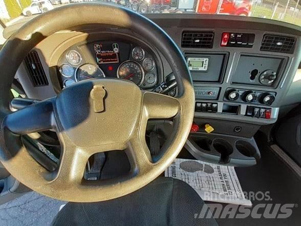 Kenworth T680 Sattelzugmaschinen