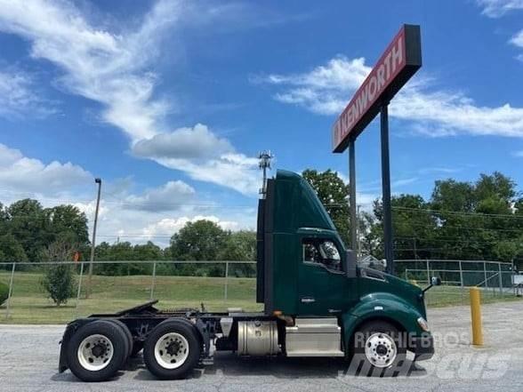 Kenworth T680 Sattelzugmaschinen