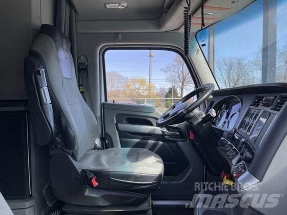 Kenworth T680 Sattelzugmaschinen