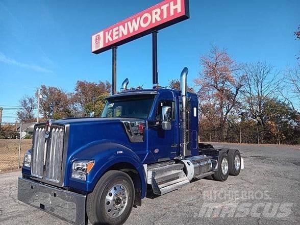 Kenworth W990 Sattelzugmaschinen