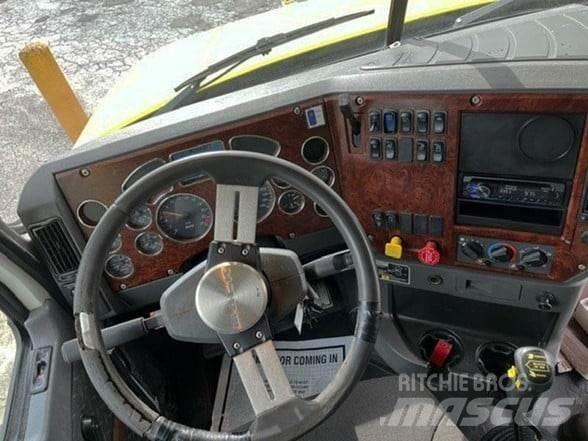 Mack GRANITE GU713 Kipper