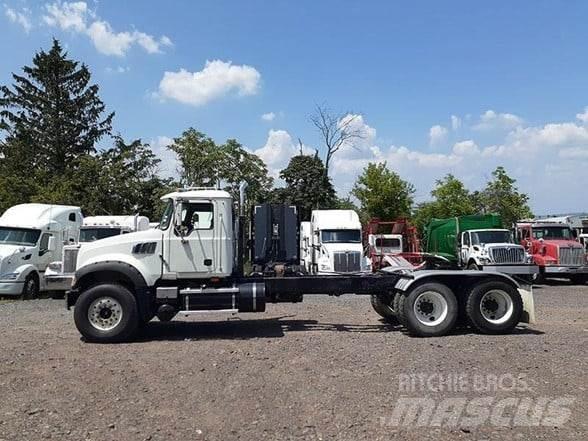 Mack GRANITE GU713 Sattelzugmaschinen