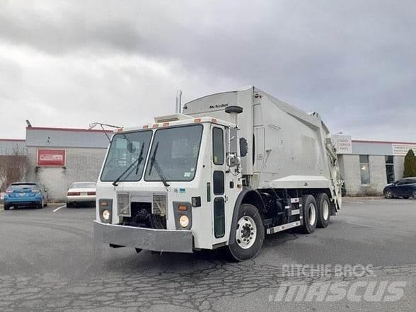 Mack LEU613 Müllwagen