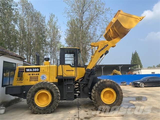 Komatsu WA380 Radlader