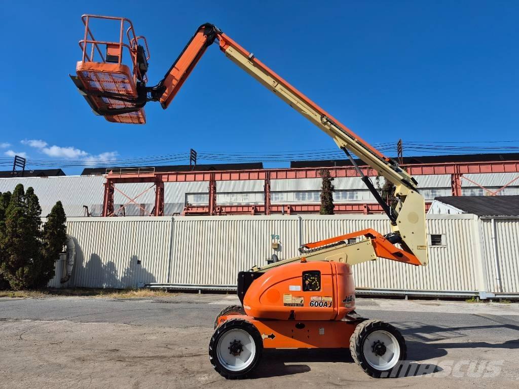 JLG 600 AJ Gelenkteleskoparbeitsbühnen
