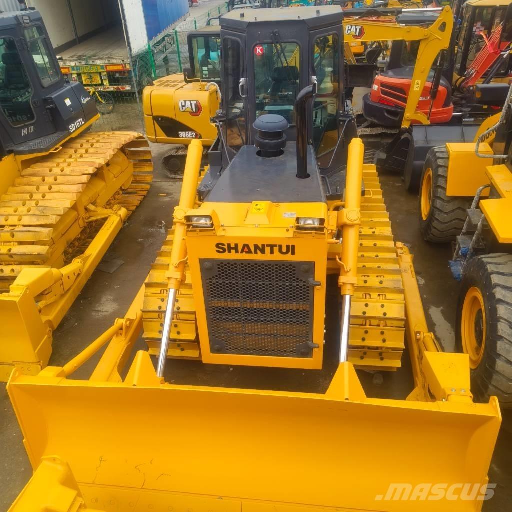 Shantui SD 16 Bulldozer