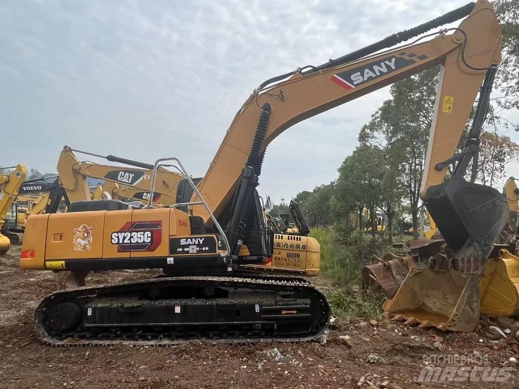 Sany SY 235 C Raupenbagger