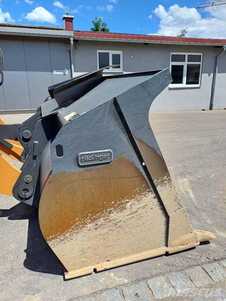 CASE 821 G Radlader