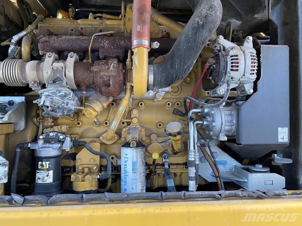 CAT MH3022 Materialumschlag