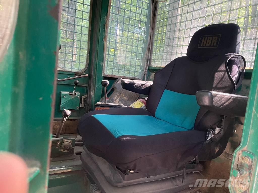 Timberjack 240C Stammholzschlepper