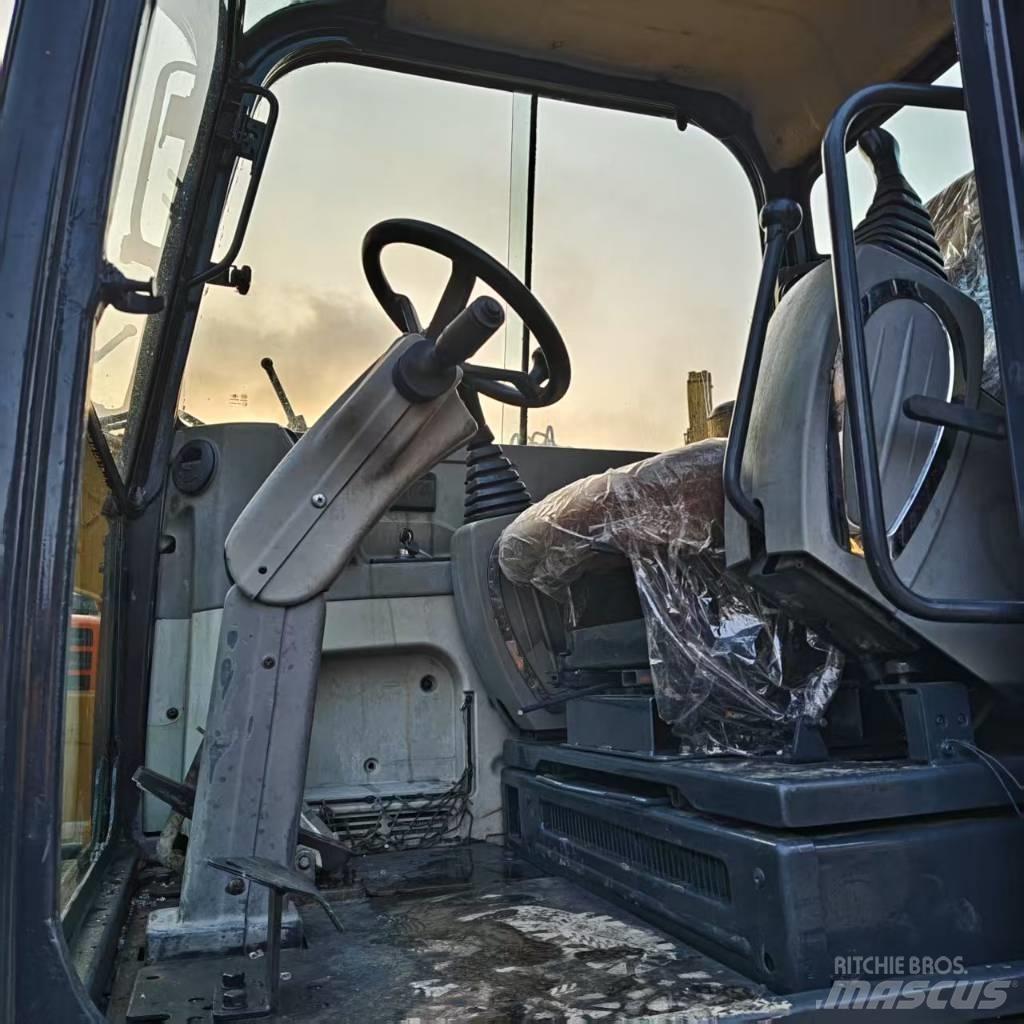 Hyundai 60 W Mobilbagger