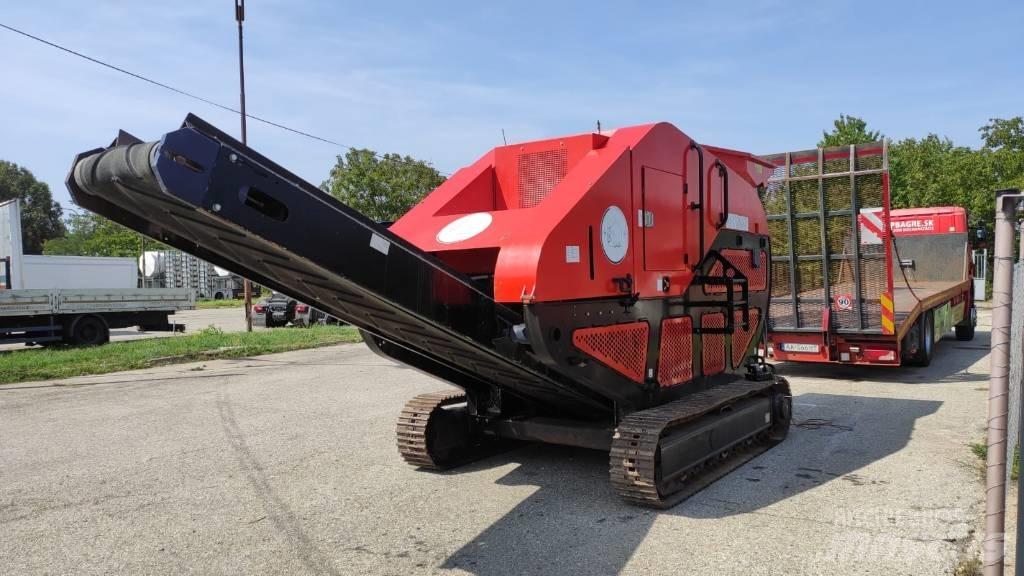 Red Rhino 7000 Mobile Brecher