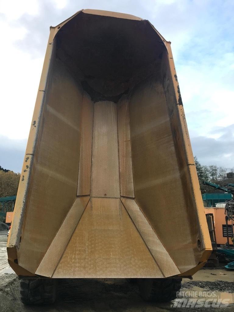 Bell B 30 E Dumper - Knickgelenk