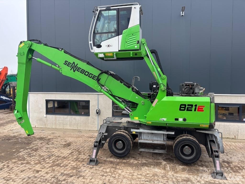 Sennebogen 821 E Materialumschlag
