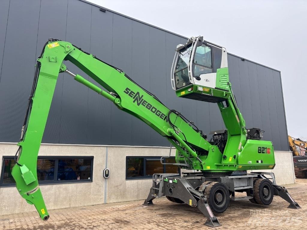 Sennebogen 821 E Materialumschlag