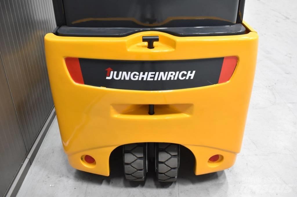 Jungheinrich EFG 220 Elektrostapler