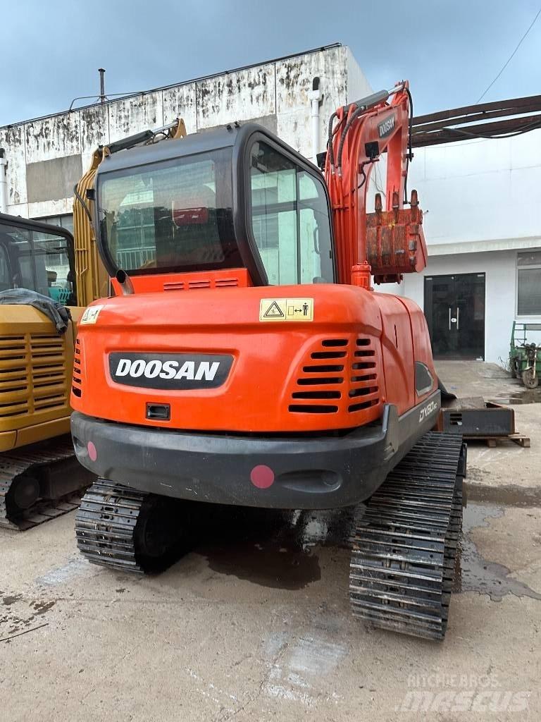 Doosan DX 60 Minibagger < 7t