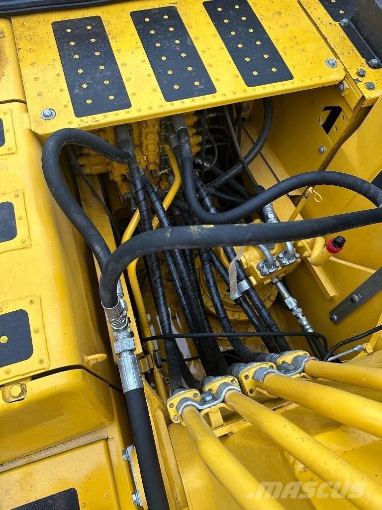 Komatsu PC 200-8 Raupenbagger