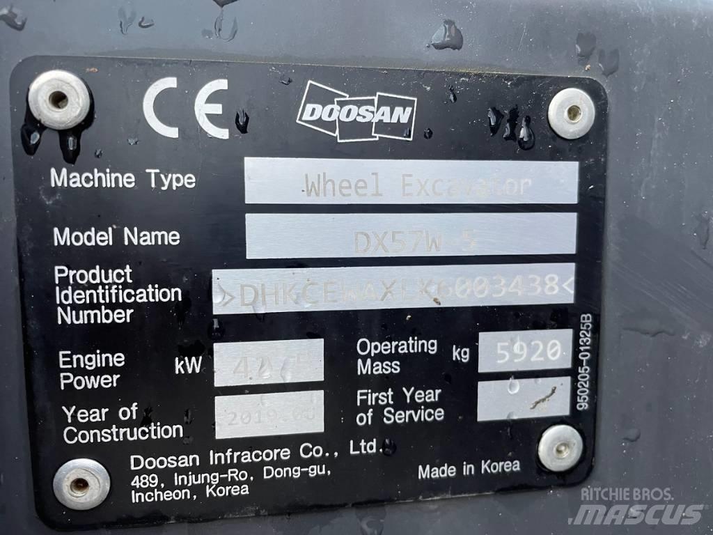 Doosan DX 57 W-5 Mobilbagger